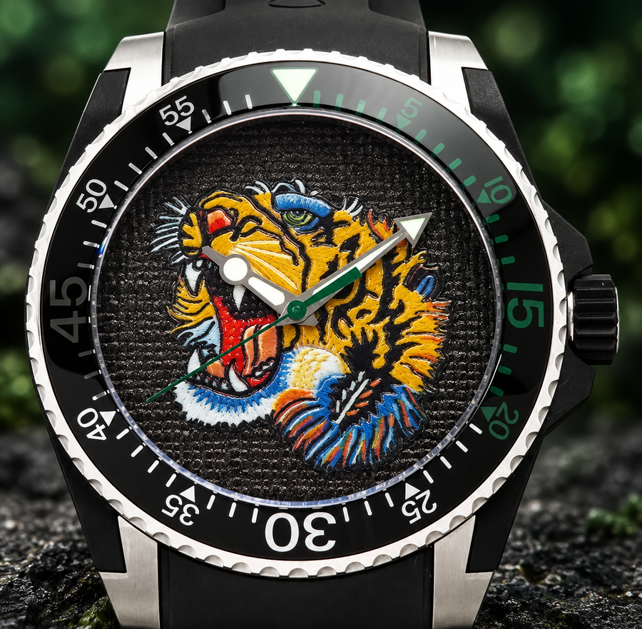 Gucci Dive Tiger YA136318 Black Dial Quartz Watch – 40mm | #505