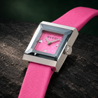 Gucci G-Frame YA128533 Fuchsia Mother-of-Pearl Watch – 14 × 18m view 1