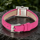 Gucci G-Frame YA128533 Fuchsia Mother-of-Pearl Watch – 14 × 18m view 4