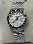 Seiko 5 Sports GMT SSK033 – Silver Dial / Blue &amp; Black GMT view 3