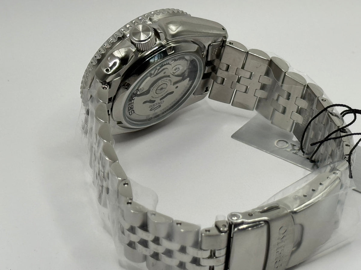 Seiko 5 Sports GMT SSK033 – Silver Dial / Blue &amp; Black GMT — view 12
