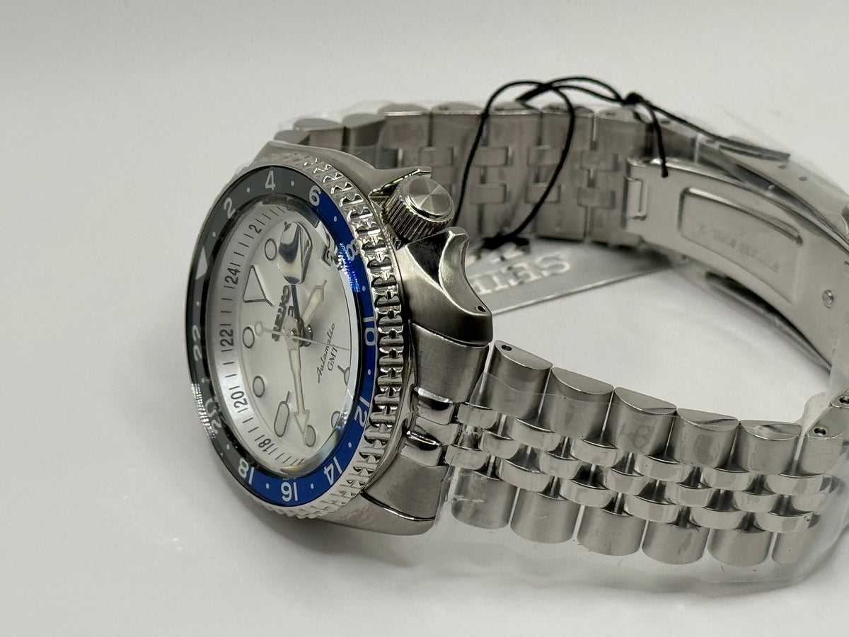 Seiko 5 Sports GMT SSK033 – Silver Dial / Blue &amp; Black GMT — view 13