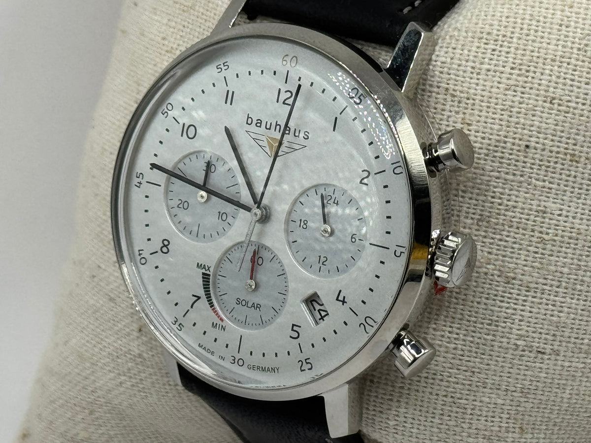 Bauhaus Dessau 2086-1 Solar Chronograph – Made in Germany — view 5