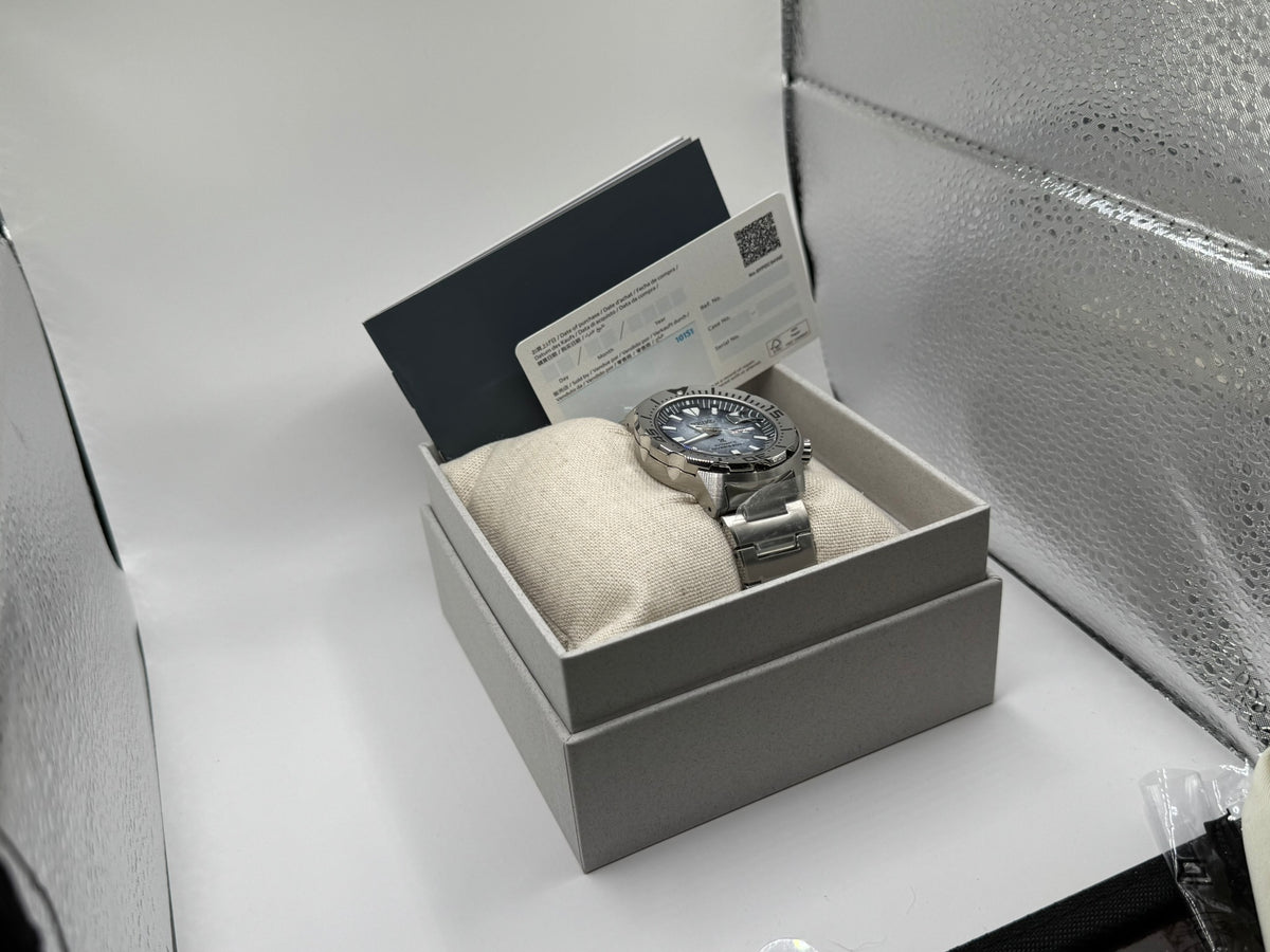 Seiko Prospex SRPG57 “Antarctica Monster” Special Edition — view 2