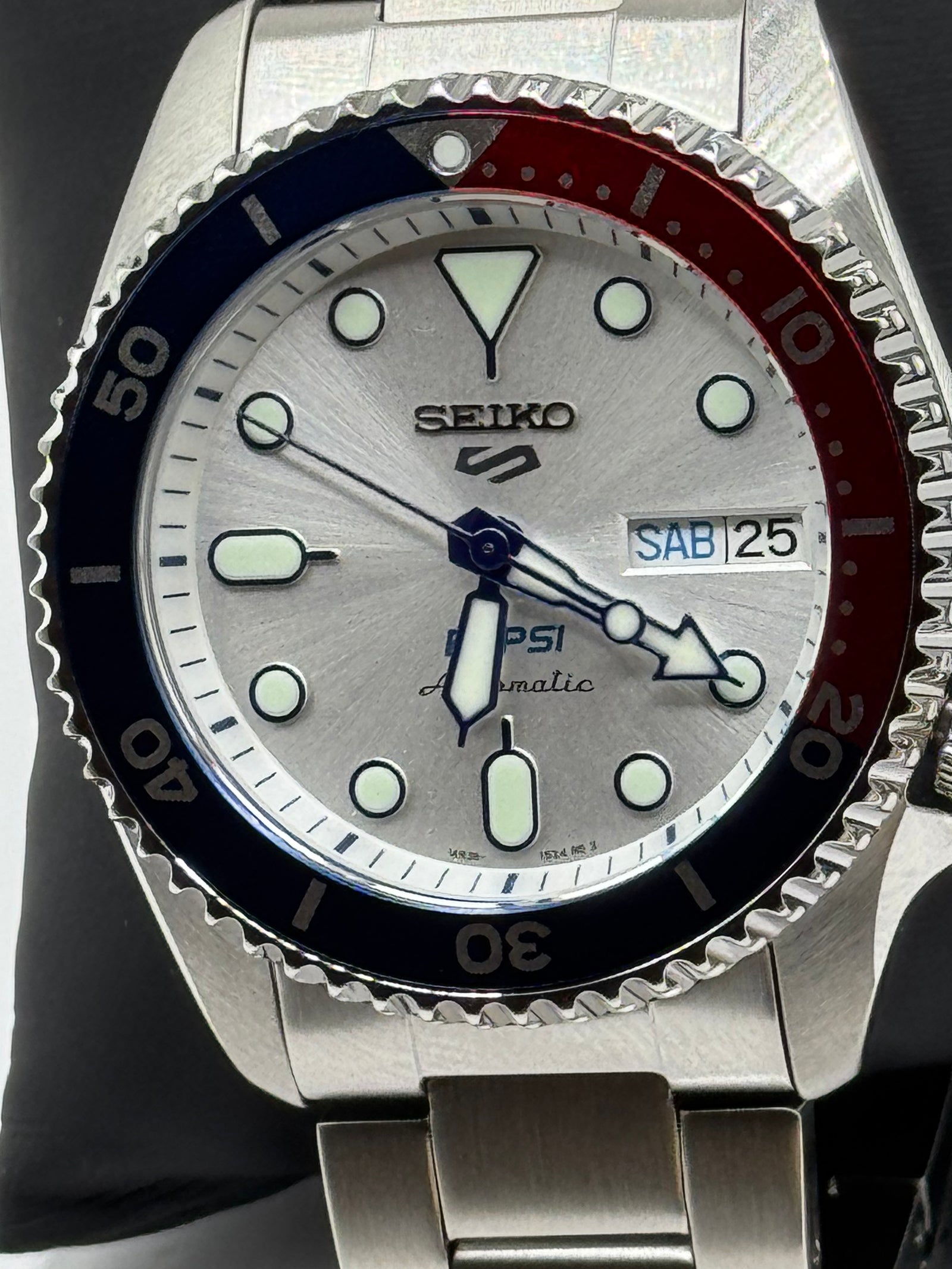 Seiko 5 Sports SRPL99 – Limited Edition Automatic – Pepsi Bezel — view 7
