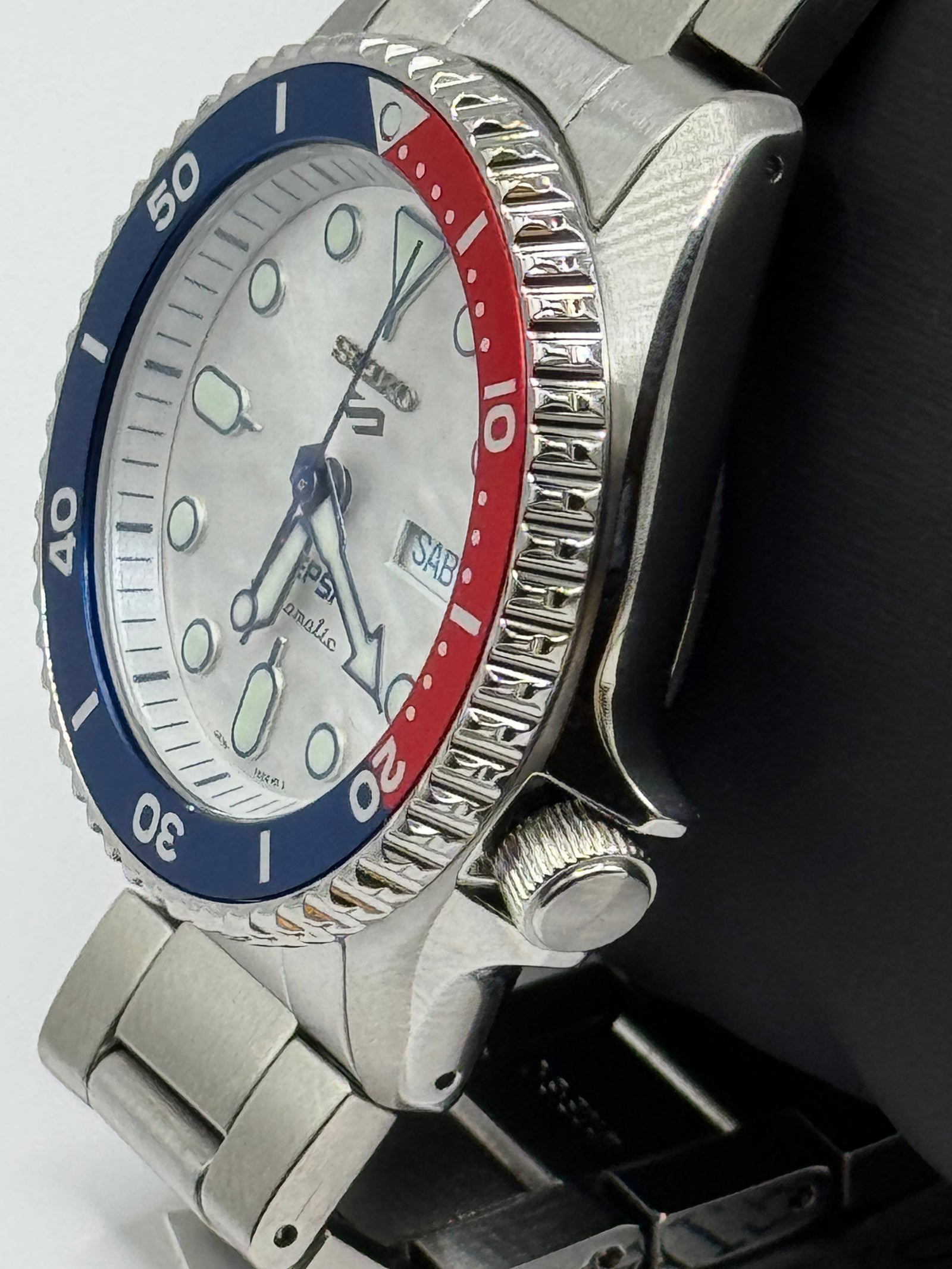 Seiko 5 Sports SRPL99 – Limited Edition Automatic – Pepsi Bezel — view 9