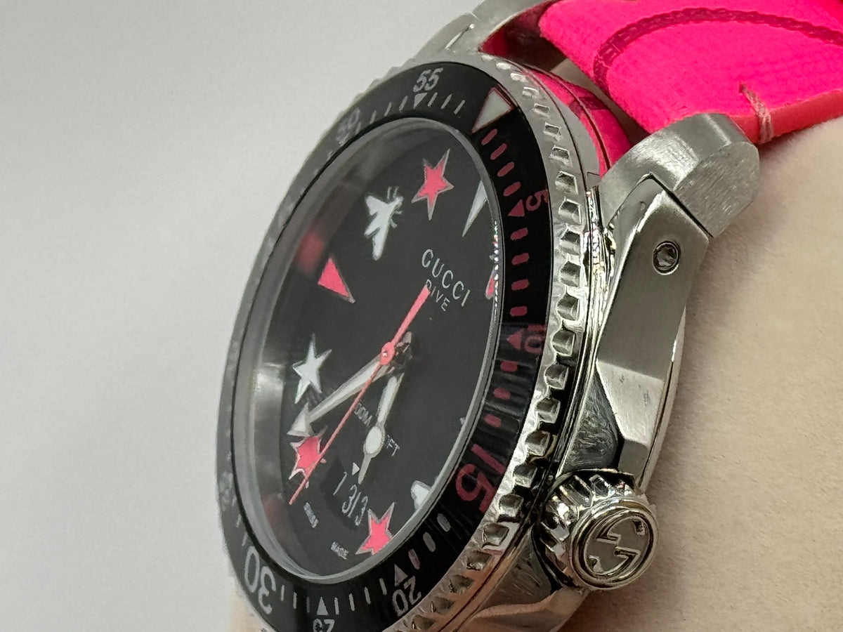 Gucci Dive – Pink/Black Dial – Swiss Made – 200M — view 6