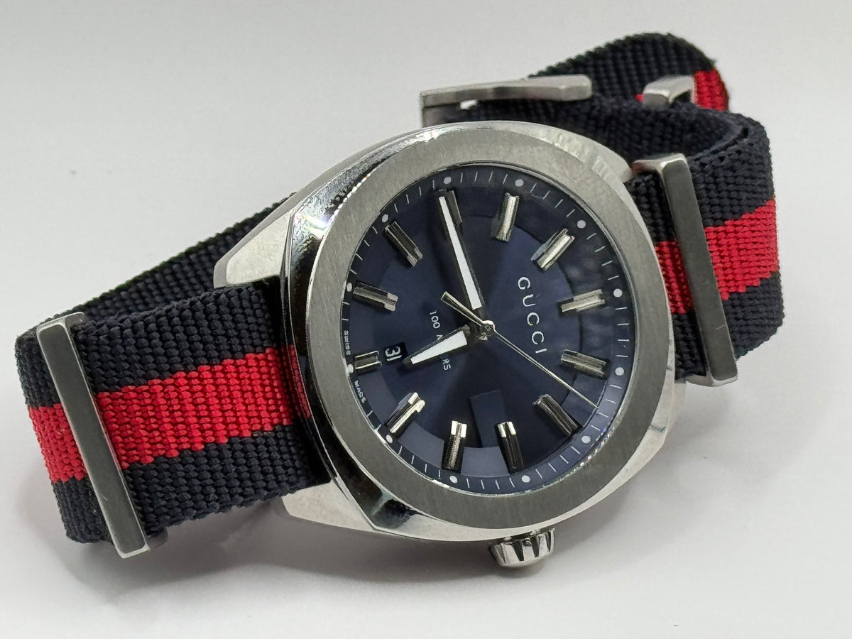 Gucci GG2570 Blue Dial – Swiss Made – Red &amp; Blue Web Strap — view 14