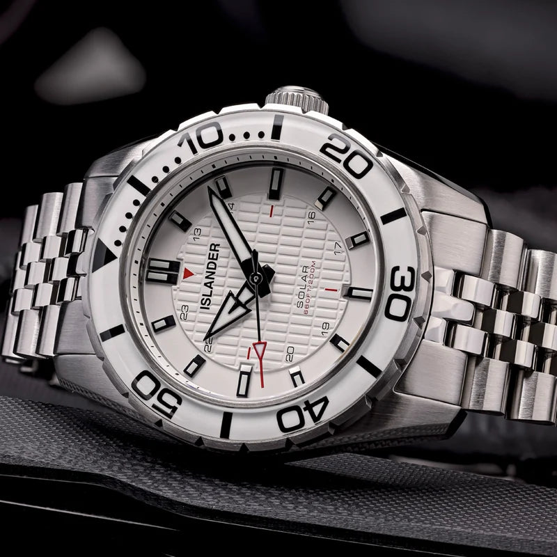 Islander Saltaire ISL-281 – 38mm Solar Dive Watch – Pure White Dial – 200M — view 3