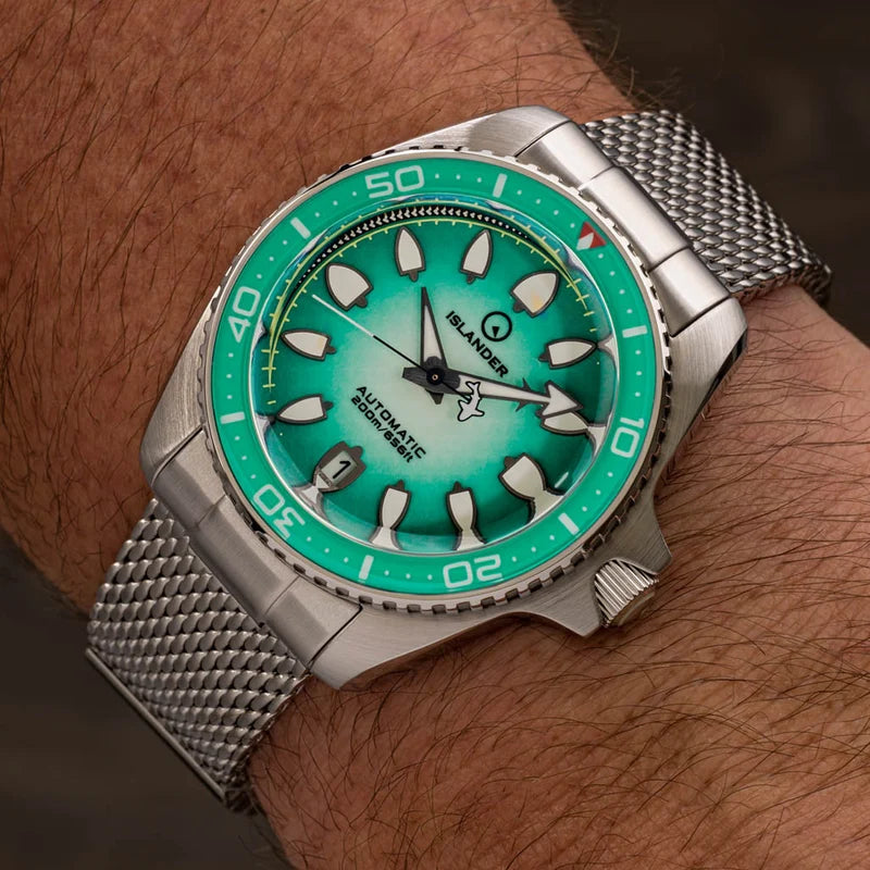 Islander Hudson “Harpoon Diver” ISL-305 – Degrading Sea Green Dial – 200M Automatic — view 16