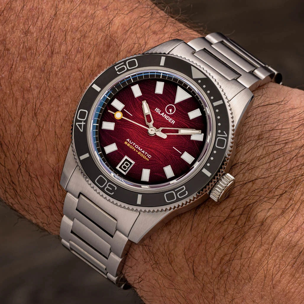 Islander Bayport ISL-310 – Maroon Wave Dial – 200M Automatic Dive Watch — view 8