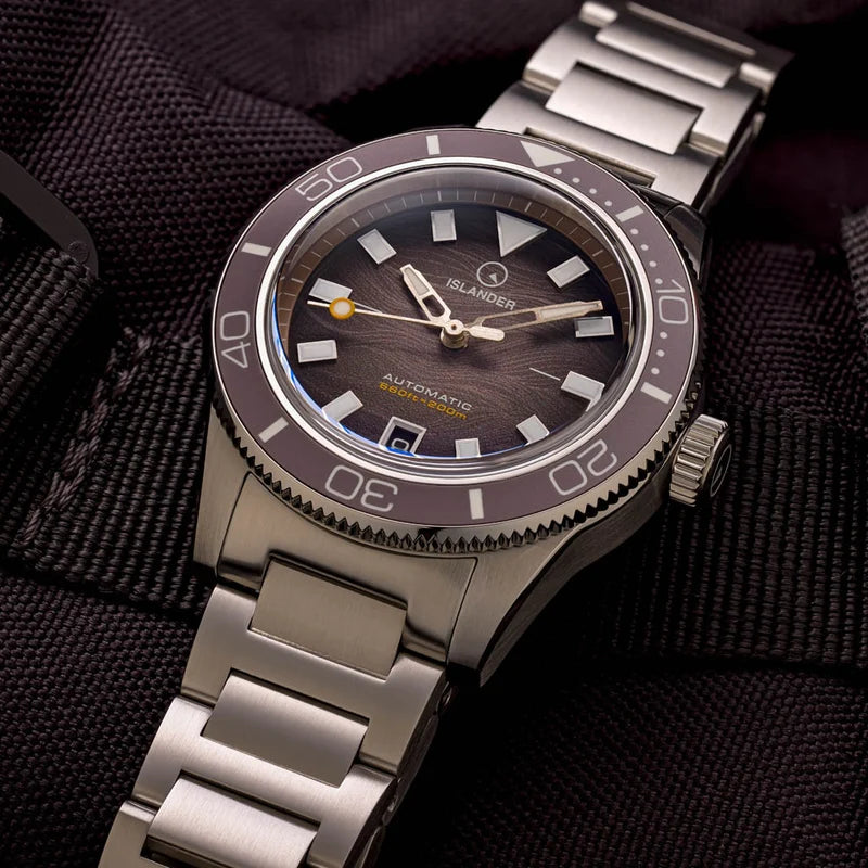 Islander Bayport Automatic Dive Watch – Warm Grey Wave Dial | ISL-314 — view 9