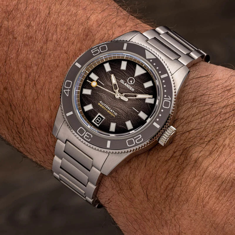 Islander Bayport Automatic Dive Watch – Warm Grey Wave Dial | ISL-314 — view 7