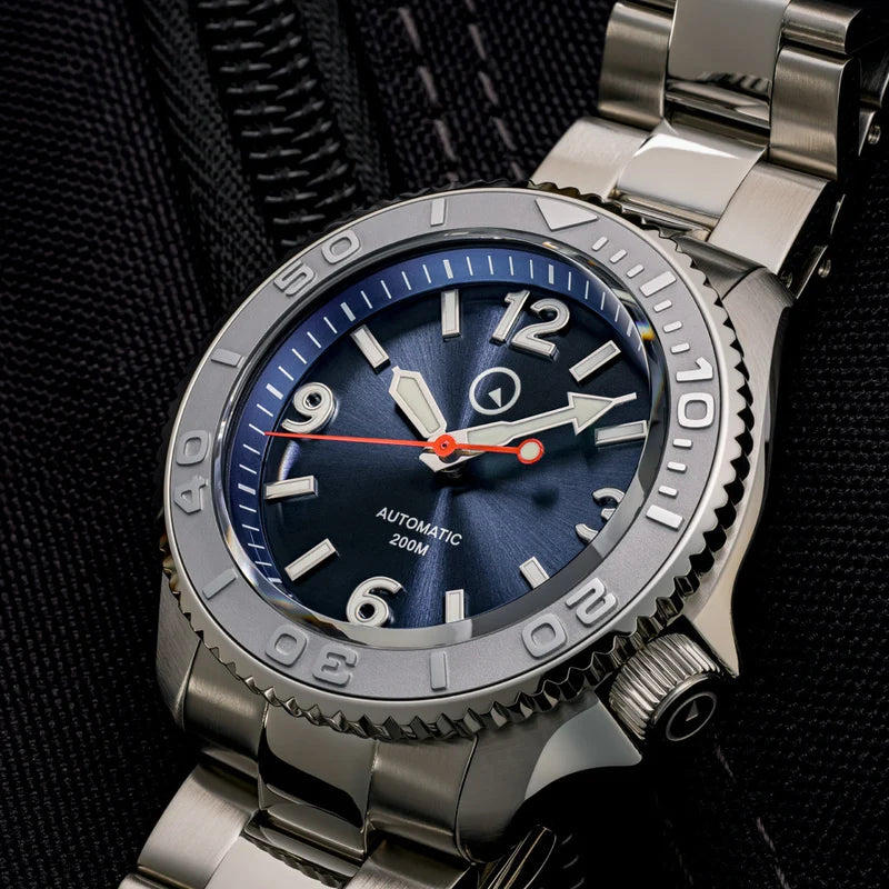 Islander Red October V2 ISL-323 – Radiant Blue Dial Automatic Dive Watch — view 5