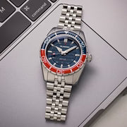 Islander Saltaire ISL-357 – 38mm Solar Dive Watch – Blue Dial – 200M — view 10