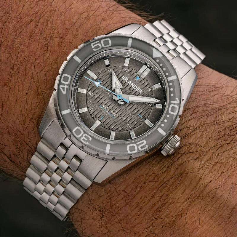 Islander Saltaire ISL-359 – 38mm Solar Dive Watch – Grey Dial – 200M — view 8