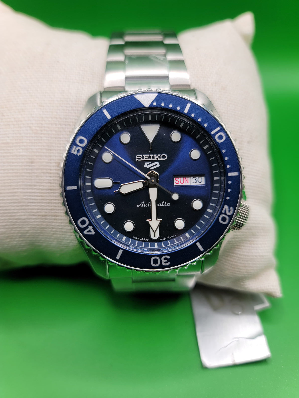 Seiko 5 Sports SRPD51K1 — one of the best-selling Seiko 5 Sports — view 2