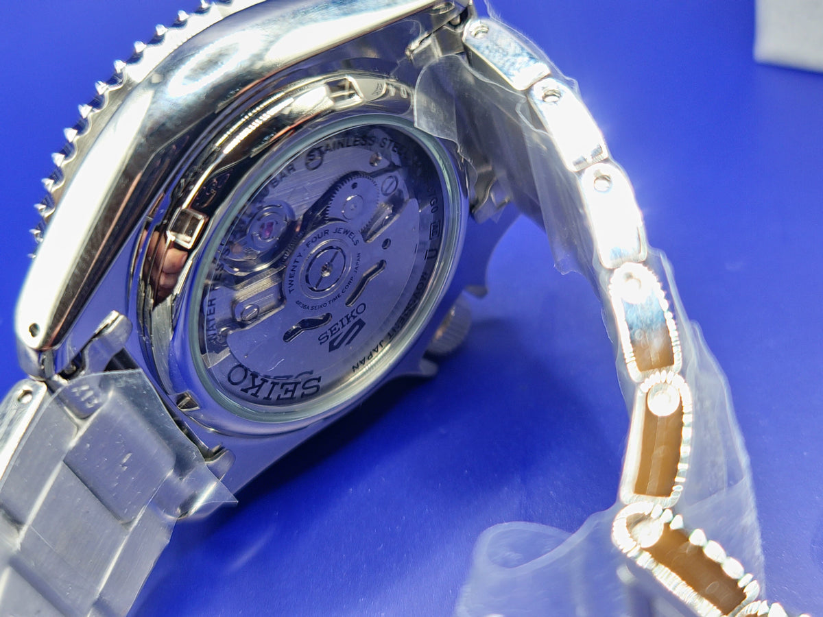 SEIKO 5 SPORTS SRPD59K1 AUTOMATIC Orange Dial Diver Style “Orange Is The New Adventure.” — view 9