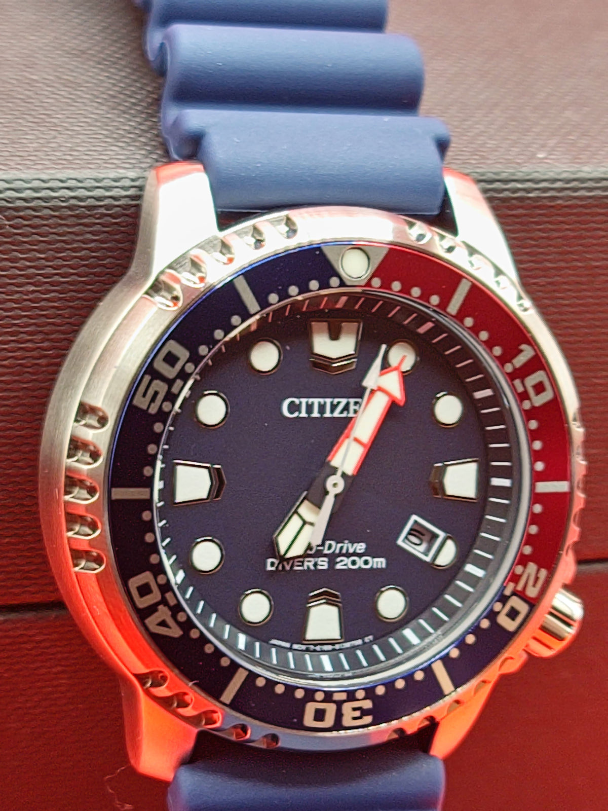 Citizen Promaster Eco-Drive Diver 200m “Pepsi” Reference: BN0159-18X / Caliber E168 — view 10