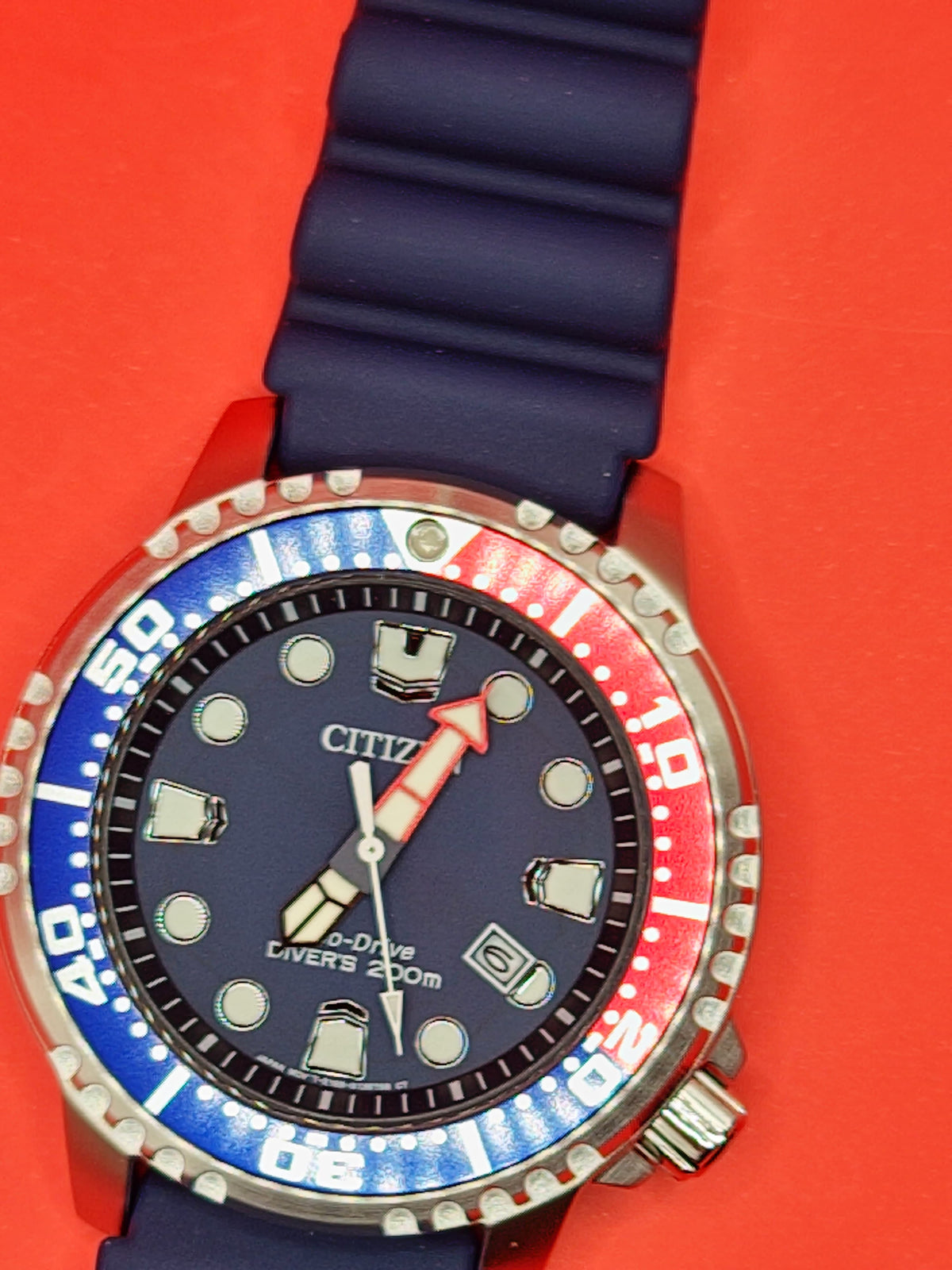 Citizen Promaster Eco-Drive Diver 200m “Pepsi” Reference: BN0159-18X / Caliber E168 — view 11