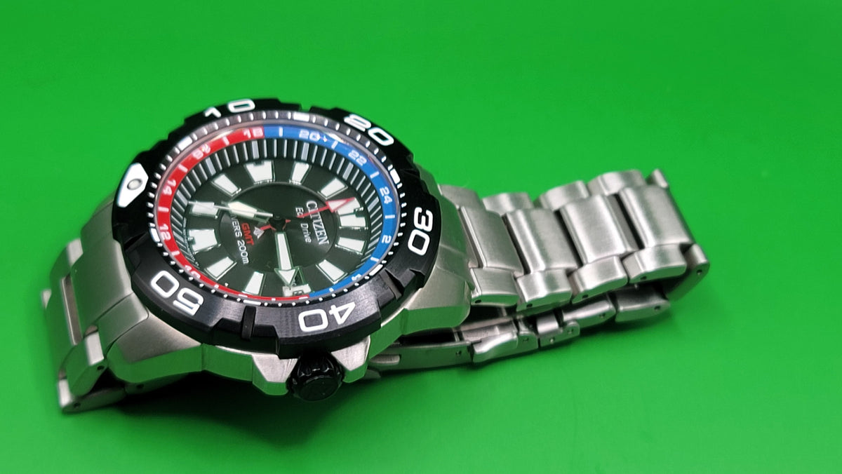 Citizen Promaster Eco-Drive GMT Diver B877-R012835 — commonly nicknamed the “Promaster GMT Pepsi.” — view 3