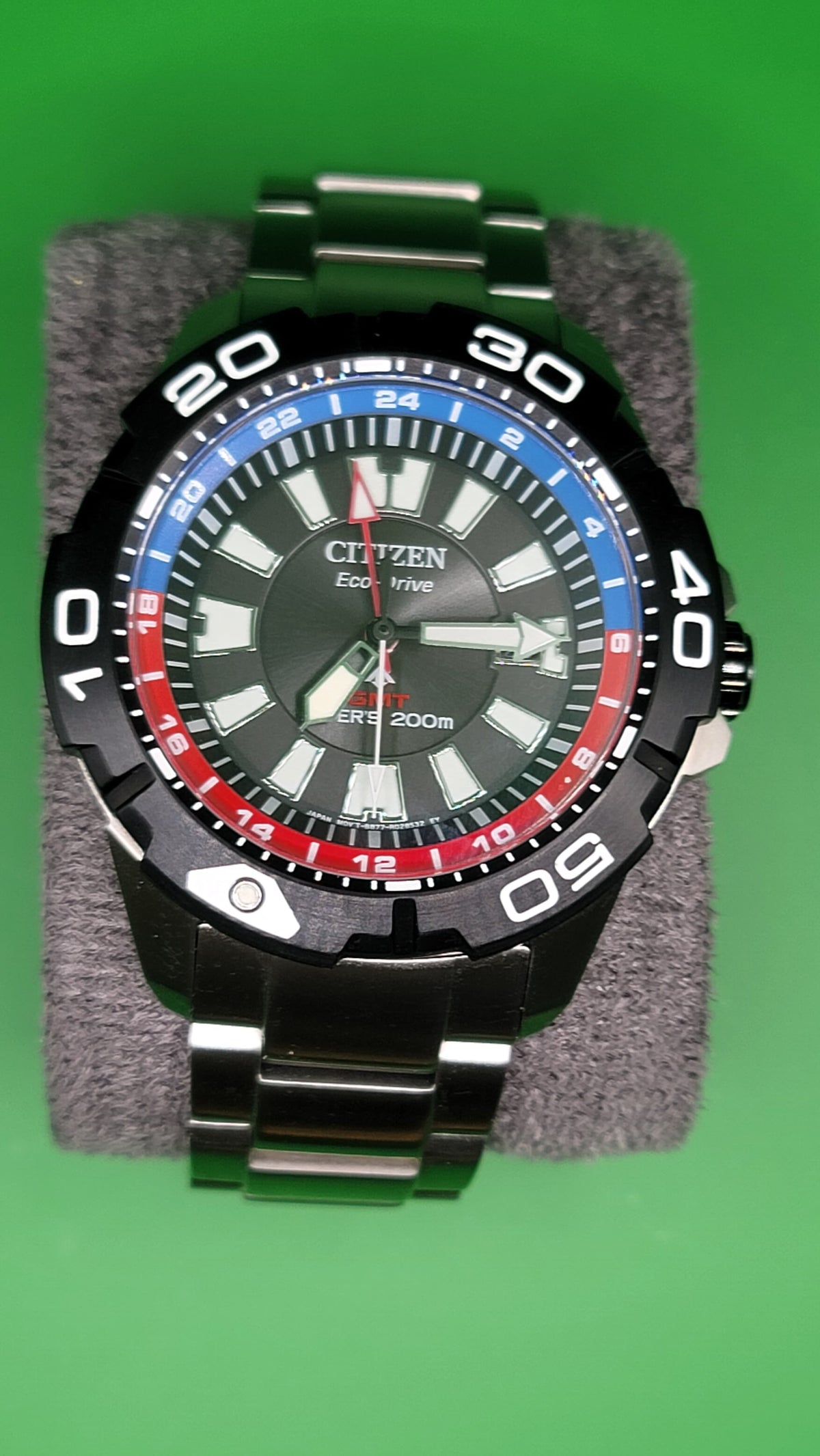 Citizen Promaster Eco-Drive GMT Diver B877-R012835 — commonly nicknamed the “Promaster GMT Pepsi.” — view 10