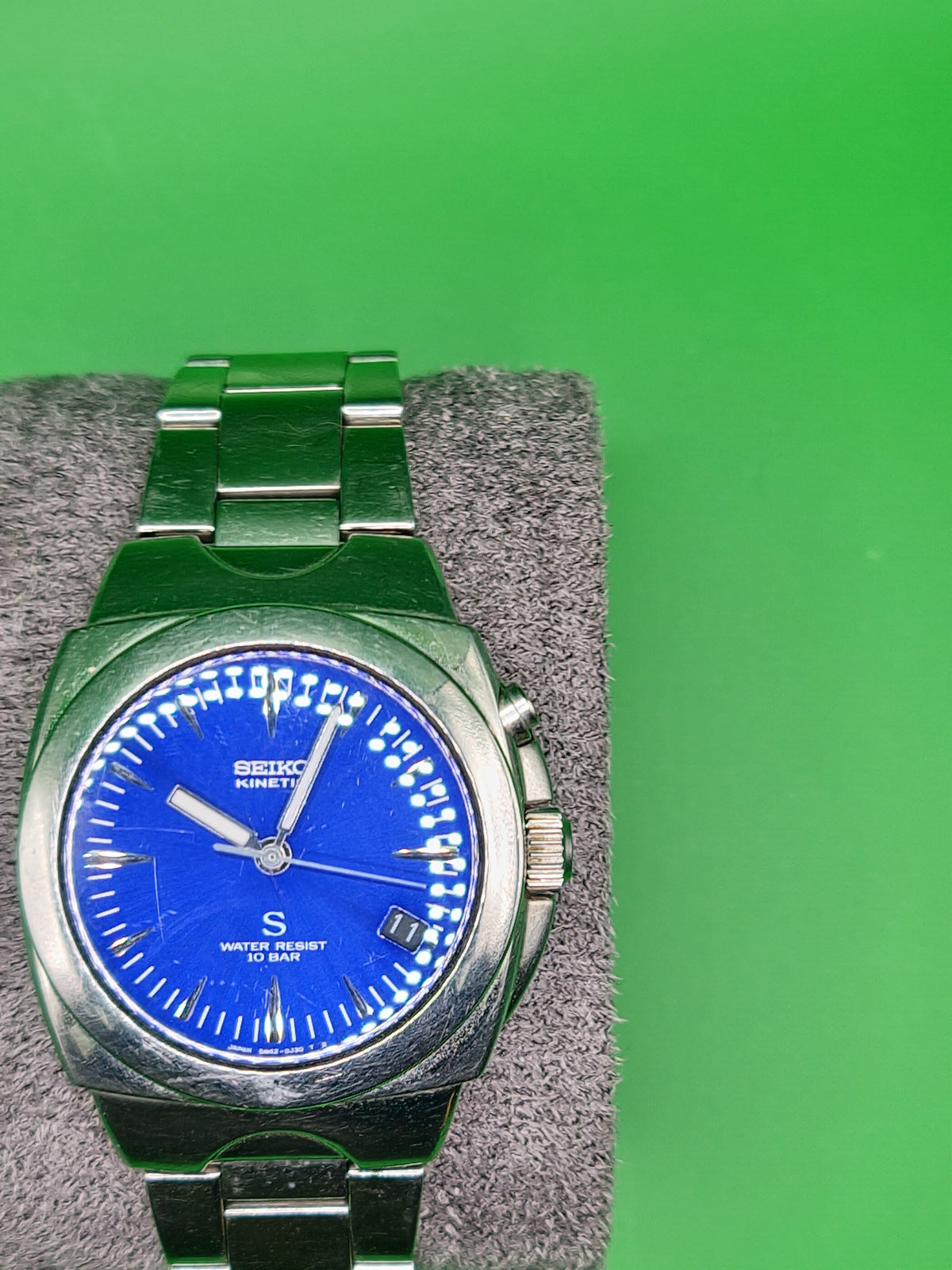 Seiko Kinetic “S” Ref. 5M63-0A30  Blue Sunburst Dial – Early 2000s Japanese Kinetic Classic — view 10