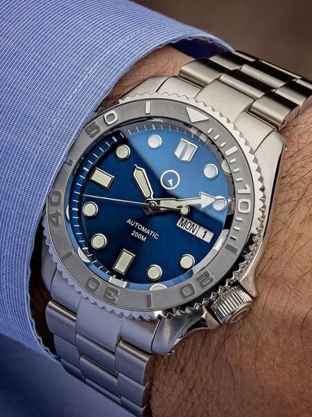 Islander ISL-18 – Radiant Blue Dial Automatic Dive Watch – 200M — view 12