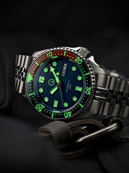 Islander ISL-19 Automatic Dive Watch – Pepsi Bezel — view 8