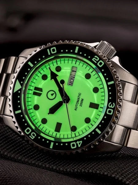 Islander ISL-61 Automatic Dive Watch – Cream Dial – 200M — view 3