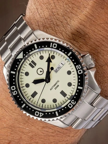Islander ISL-61 Automatic Dive Watch – Cream Dial – 200M — view 13