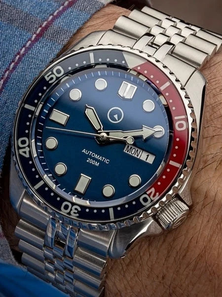 Islander ISL-19 Automatic Dive Watch – Pepsi Bezel — view 11