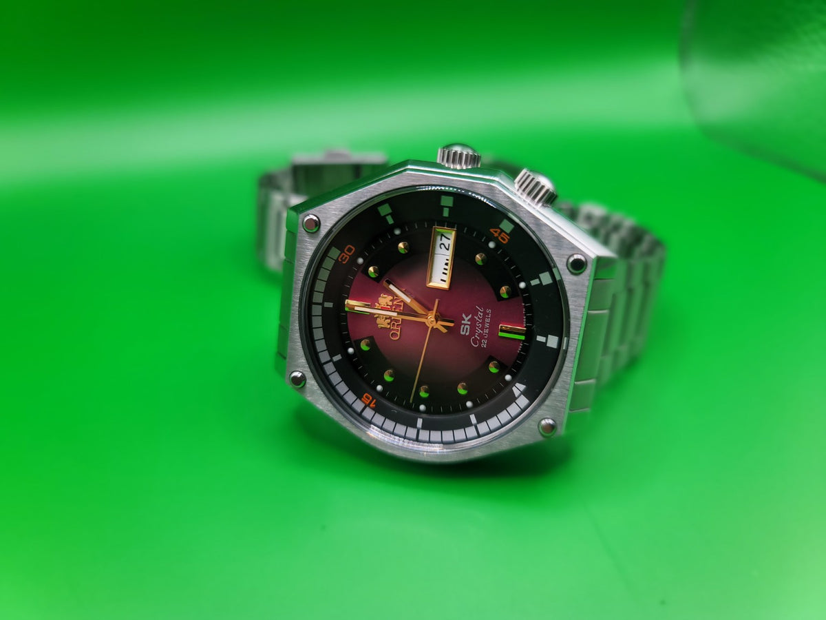Orient SK Crystal Automatic Men's Watch - 22 Jewels, "Super King" Diver Retro Reissue — view 3