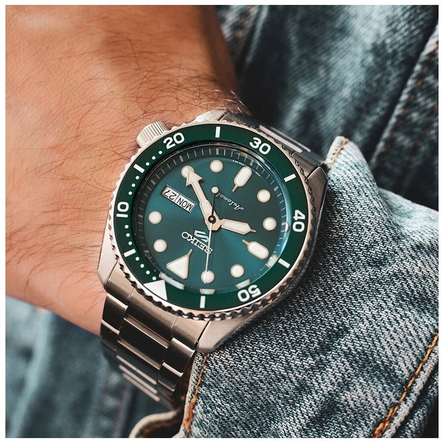 Seiko 5 Sports SRPD61 – Automatic – Green Sunburst Dial – 42.5mm – 100M – New — view 4