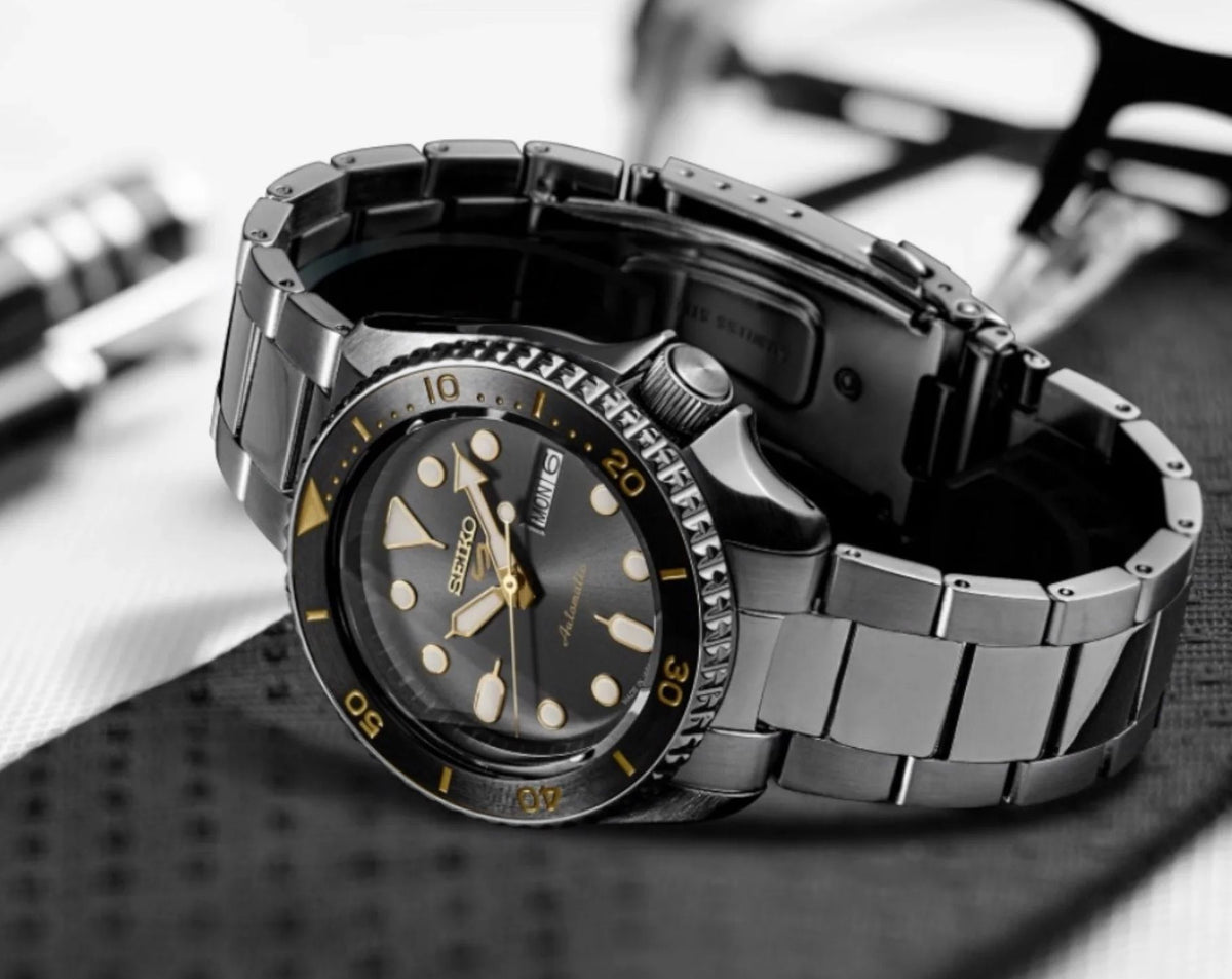Seiko 5 Sports SRPD57K1 – Black Dial with Gold Accents — view 5