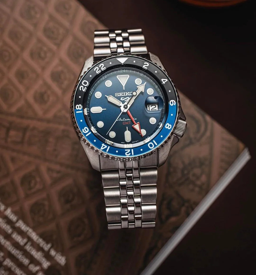Seiko 5 Sports GMT SSK003 "Batman" – Automatic – Made in Japan — view 7